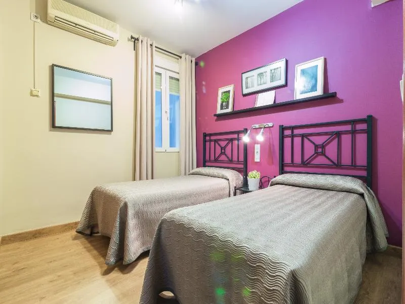 SINGLE STANDARD Room, Jentoft, Seville