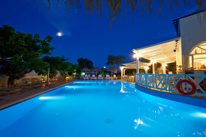 Pool, Hermes, Santorini