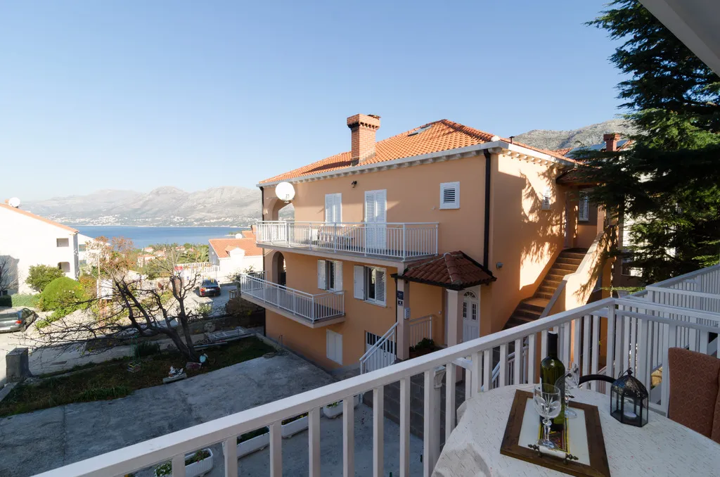 APARTMENT SEA VIEW WITH BALCONY Room, Apartments Senjo, Dubrovnik