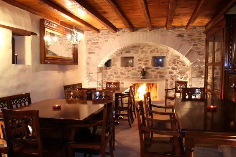 Lobby, Pyrgos Petropoulaki, Athens