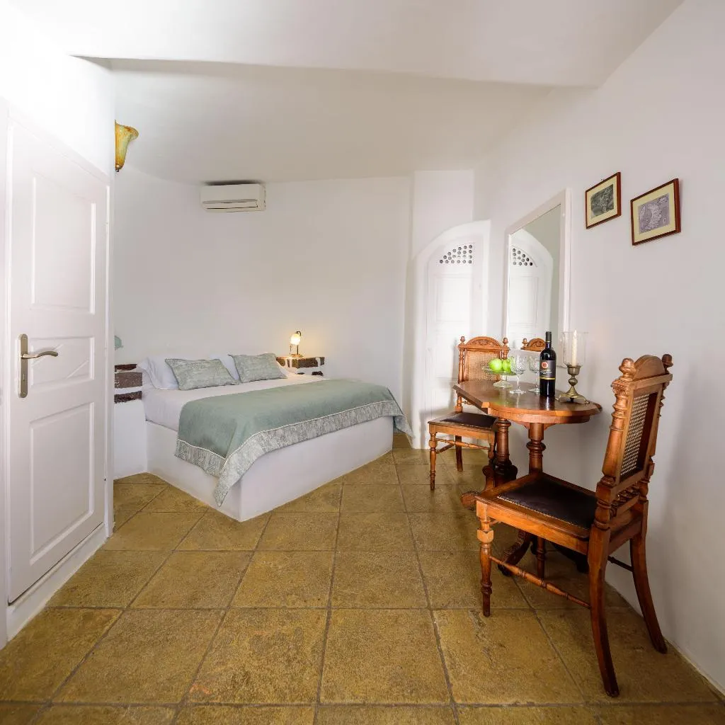 STUDIO STANDARD Room, Fanari Villas, Santorini