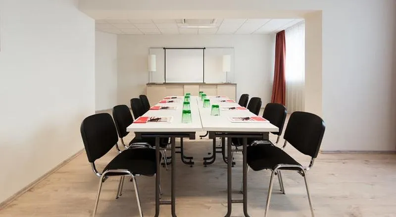 Conferences, Fourside Hotel & Suites Vienna, Vienna