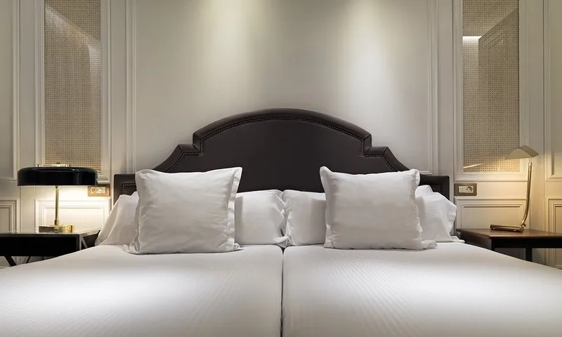 DOUBLE STANDARD Room, H10 Villa de la Reina, Madrid