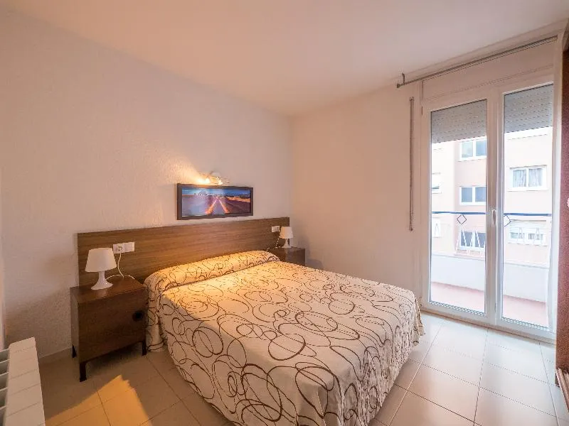 APARTMENT CAPACITY 4 ONE BEDROOM Room, Apartaments AR Isern, Costa Brava