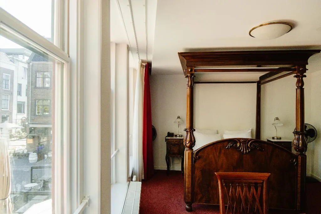 DOUBLE CLASSIC Room, Ambassador City Centre Hotel, Amsterdam