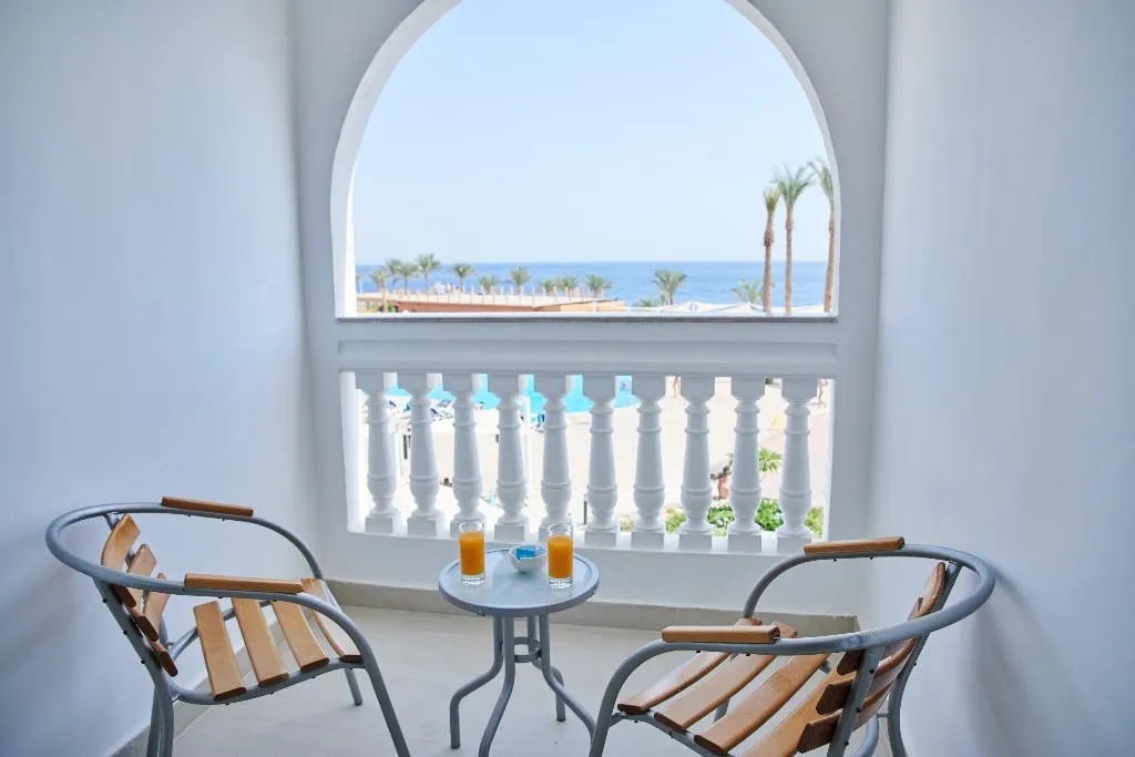 DOUBLE DELUXE SEA VIEW Room, Sunrise Diamond Beach Resort – Grand Select-, Red Sea Riviera