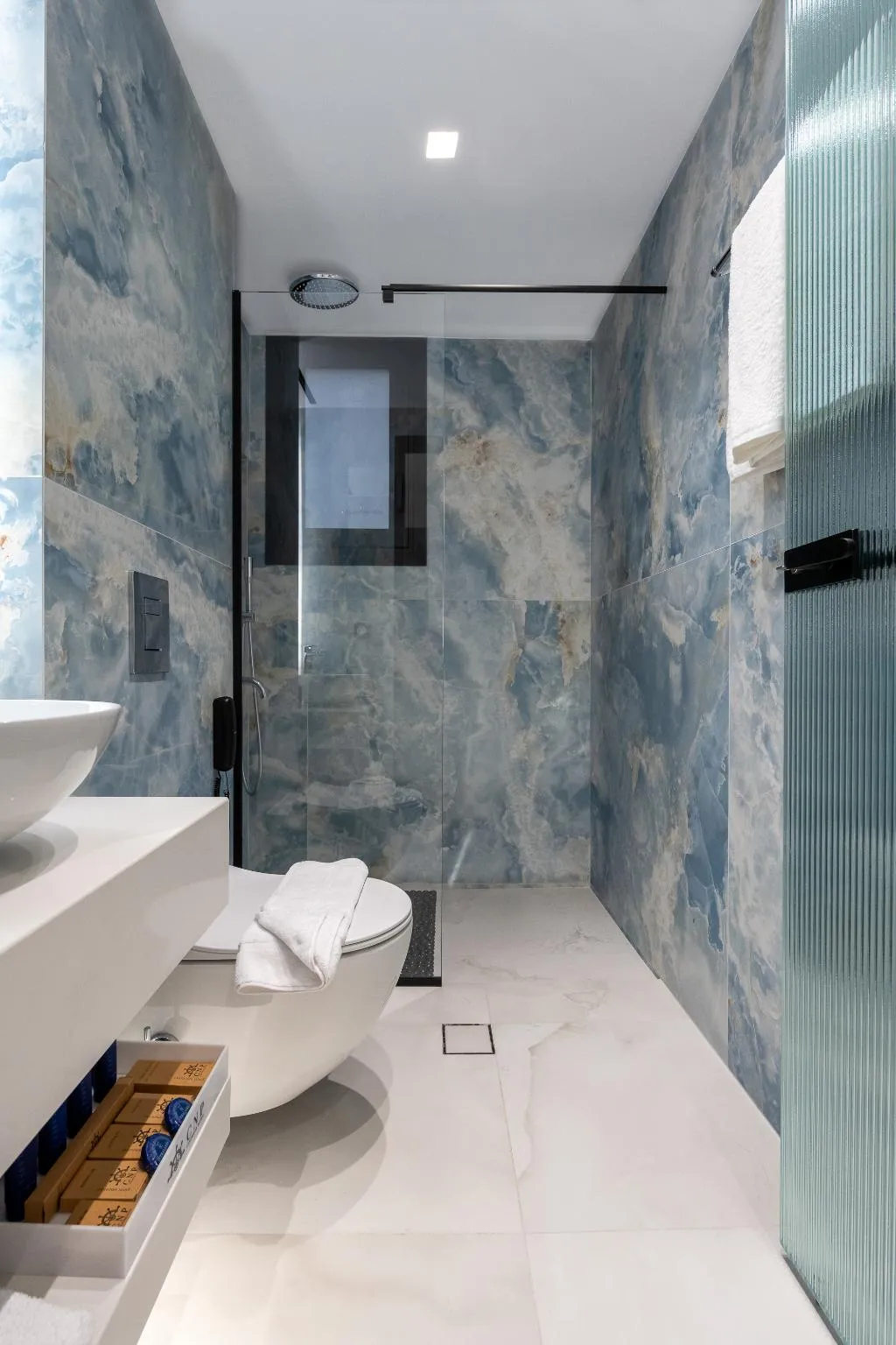SUITE DELUXE Room, Captain Napoleon Paterakis CNP Luxurious Suites, Crete