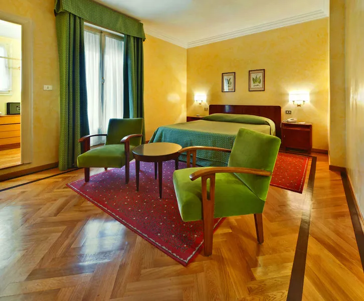 Double or Twin STANDARD Room, Bettoja Hotel Atlantico, Rome