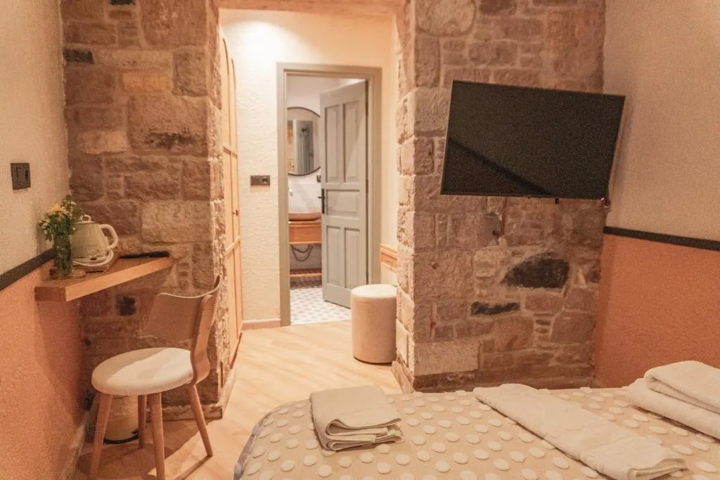 Room, Qara Otel, Izmir