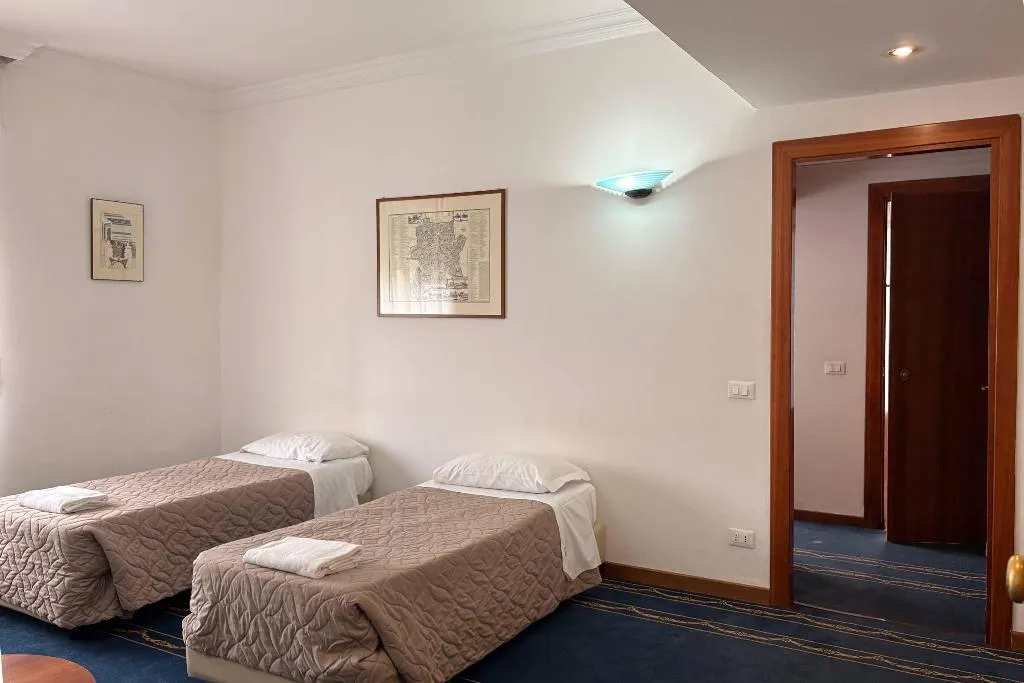 SUITE NON SMOKING Room, Quality Hotel Nova Domus, Rome