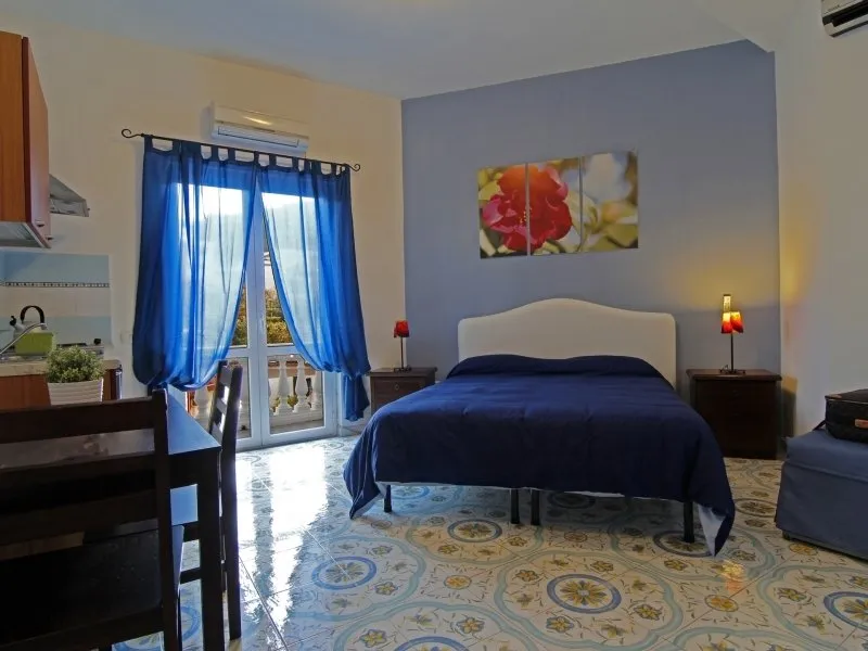 TRIPLE STANDARD Room, Sorrento Town Suites, Naples