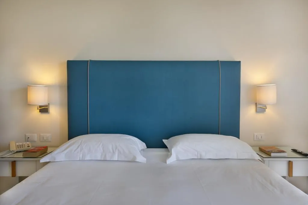 Double or Twin SEA VIEW WITH BALCONY Room, Hotel Regina Sorrento, Naples