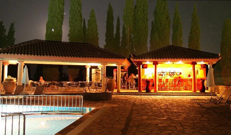 Bar, Jason, Corfu