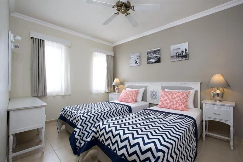 Room, Paloma Marina Suites, Izmir