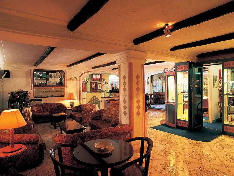 Restaurant, Carlo Magno, Naples