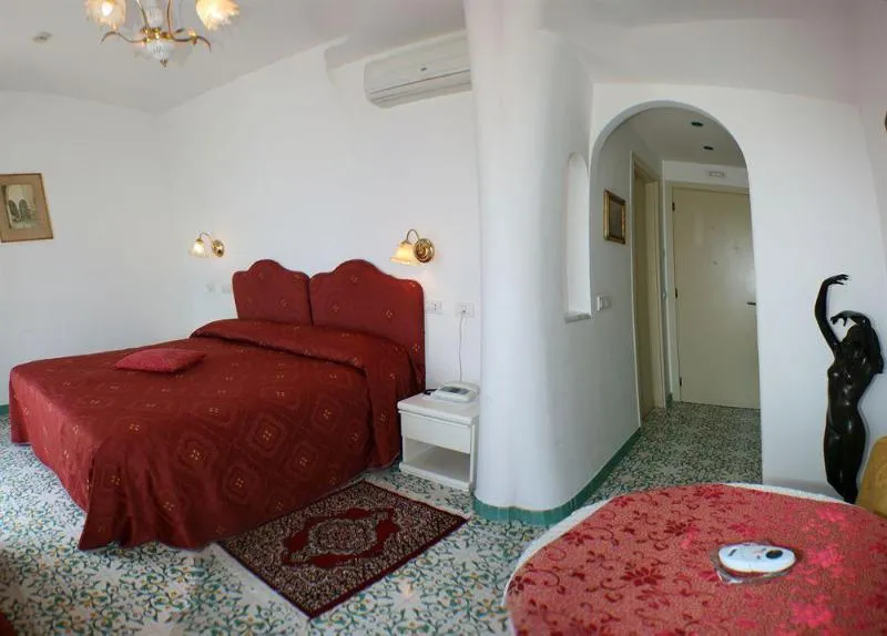 Room, Bonadies, Naples