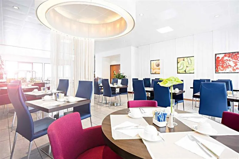Restaurant, Novotel Milan Malpensa Airport, Milan