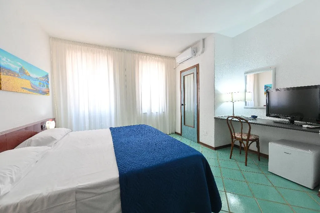 DOUBLE STANDARD Room, Hotel Annabelle, Naples