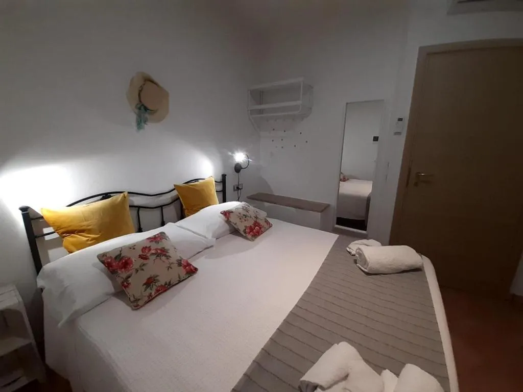 DOUBLE STANDARD Room, B&B Casale del Borgo, Naples