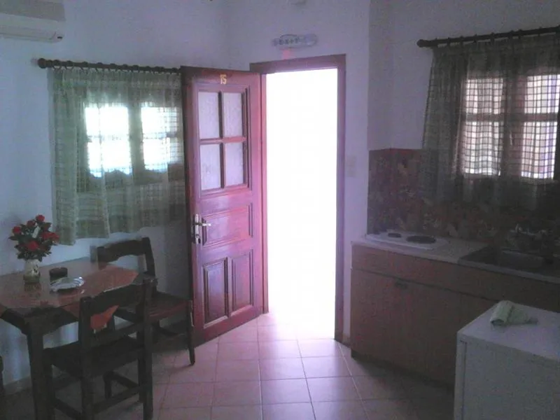 Room, Smaragda, Samos