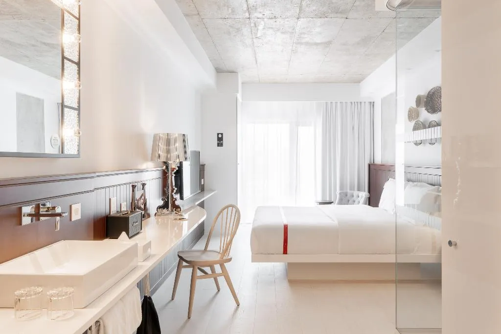 Double or Twin RUN OF HOUSE Room, Ruby Molly Hotel Dublin by IHG, Dublin