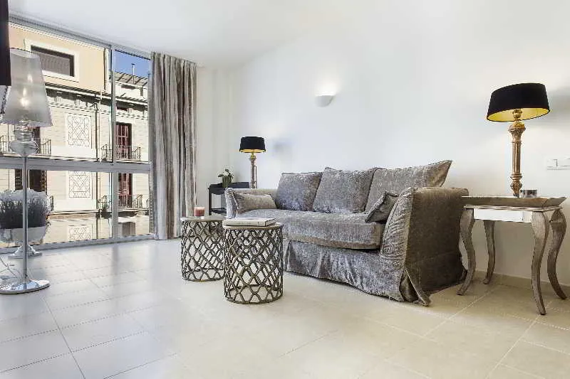 FAMILY ROOM STANDARD Room, Splendom Suites Pau Claris, Barcelona