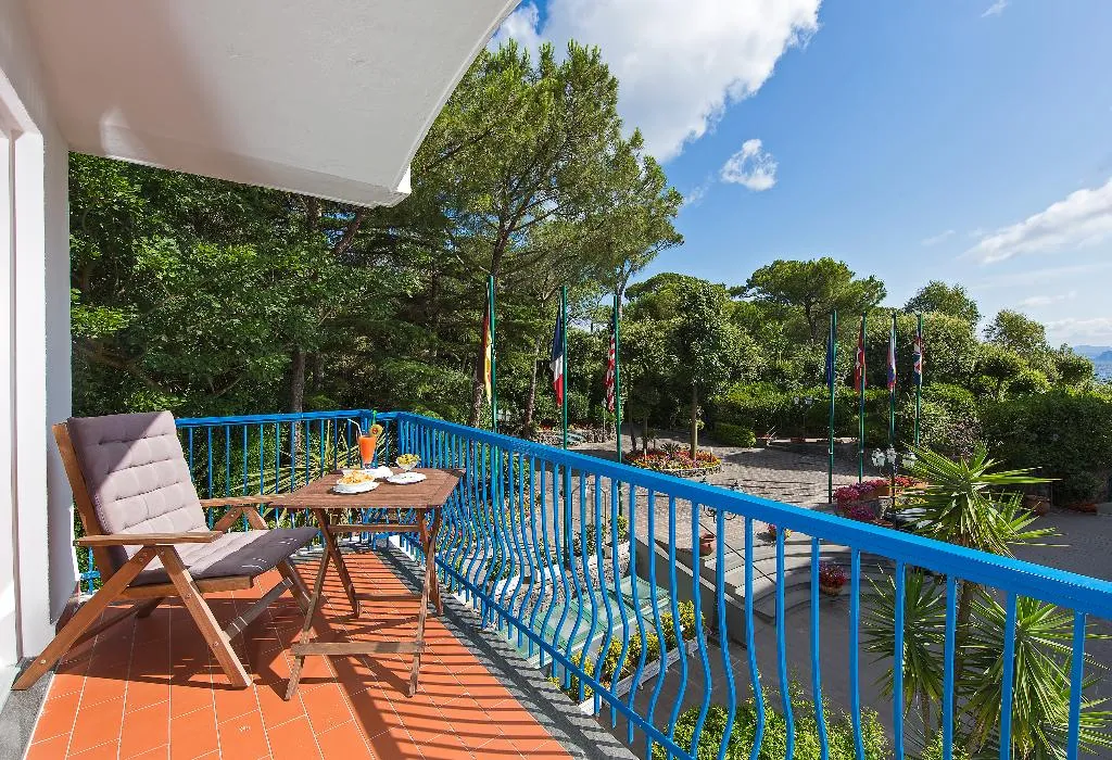 Double or Twin SEA VIEW WITH BALCONY Room, Punta Molino Beach Resort & SPA, Naples