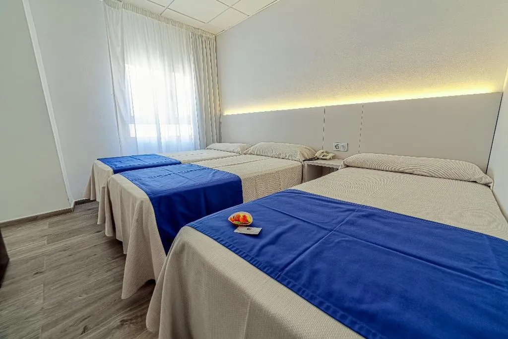 TRIPLE CAPACITY 3 Room, La Perla, Costa Almeria