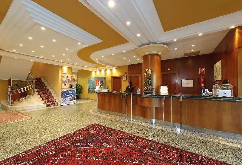 Lobby, Alda Río Tormes, Madrid