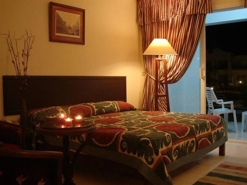 SINGLE POOL VIEW Room, Panorama Naama Heights, Red Sea Riviera