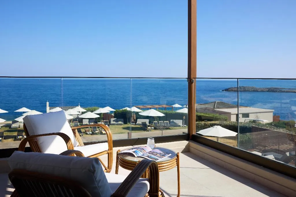 JUNIOR SUITE SEA VIEW Room, Aulus Chania Resort, Curio Collection by Hilton, Thessaloniki