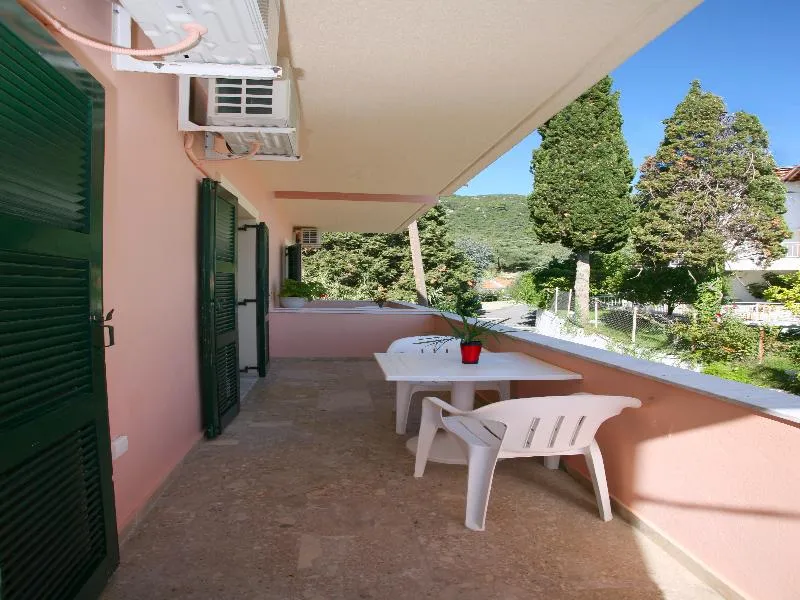 Terrace, Alexis Apartments Benitses, Corfu
