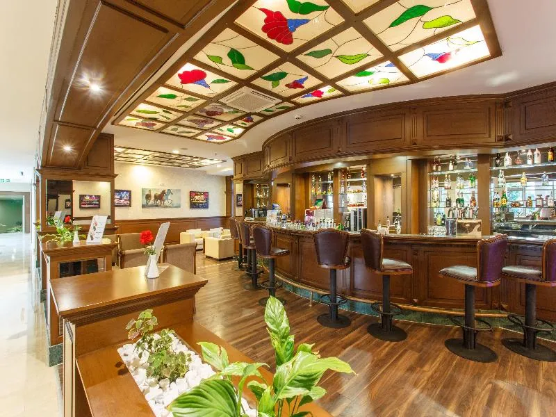 Bar, Lucida Beach Hotel, Antalya