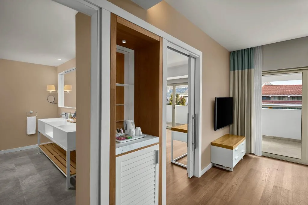 SUITE STANDARD Room, Akra Kemer Hotel, Antalya