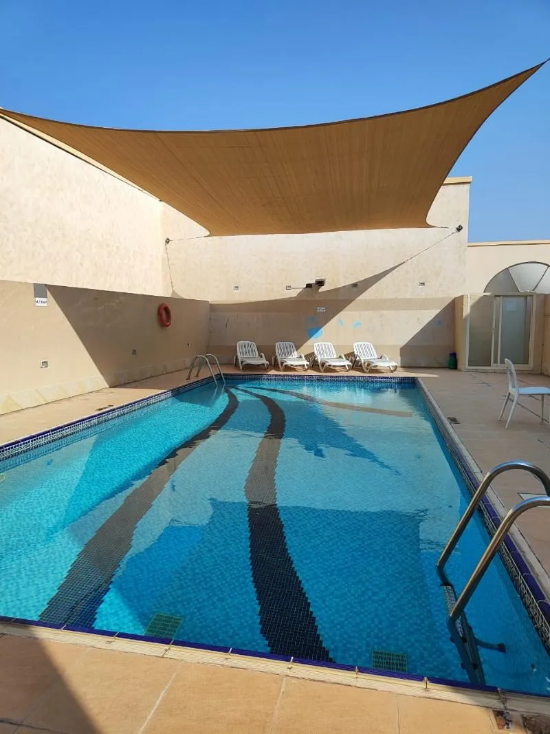 Pool, Al Raya Hotel Apartments, Dubai