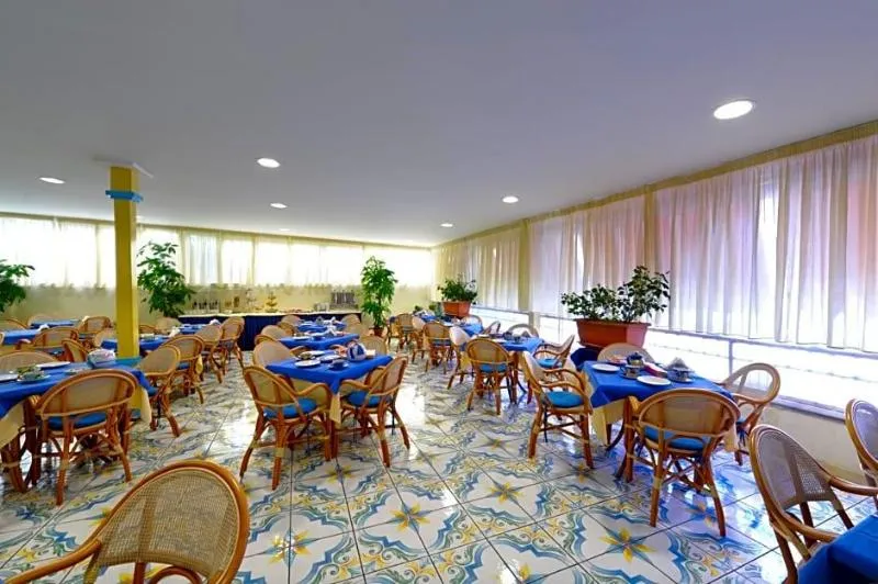 General view, Hotel Settebello, Naples