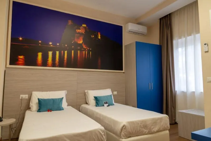 Double or Twin STANDARD Room, The Sun Hotel Boutique, Naples