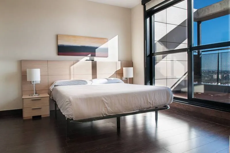 APARTMENT CAPACITY 5 Room, Valencia Rental, Valencia