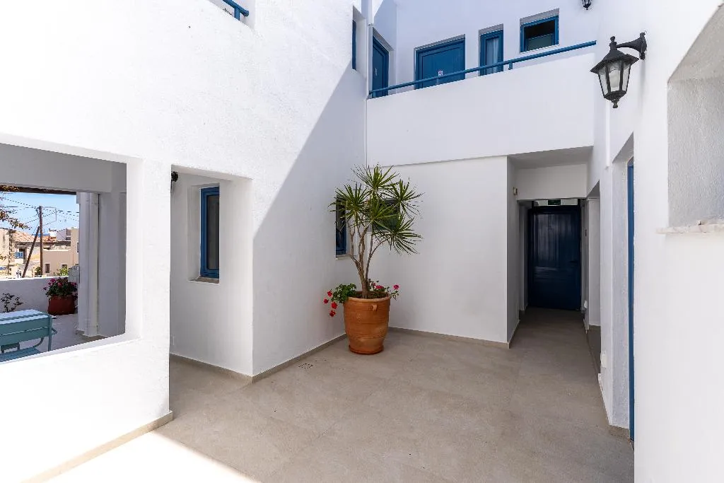 Terrace, Iliana, Crete