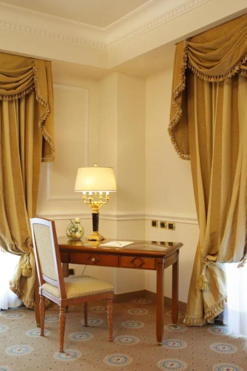 DOUBLE SUPERIOR Room, Grand Hotel Vanvitelli, Naples