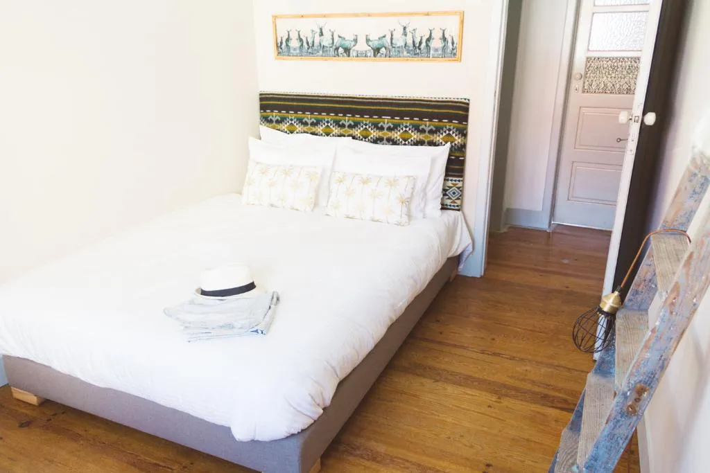 DOUBLE WITH SHARED BATHROOM Room, WOT Lodge Soul, Lisbon