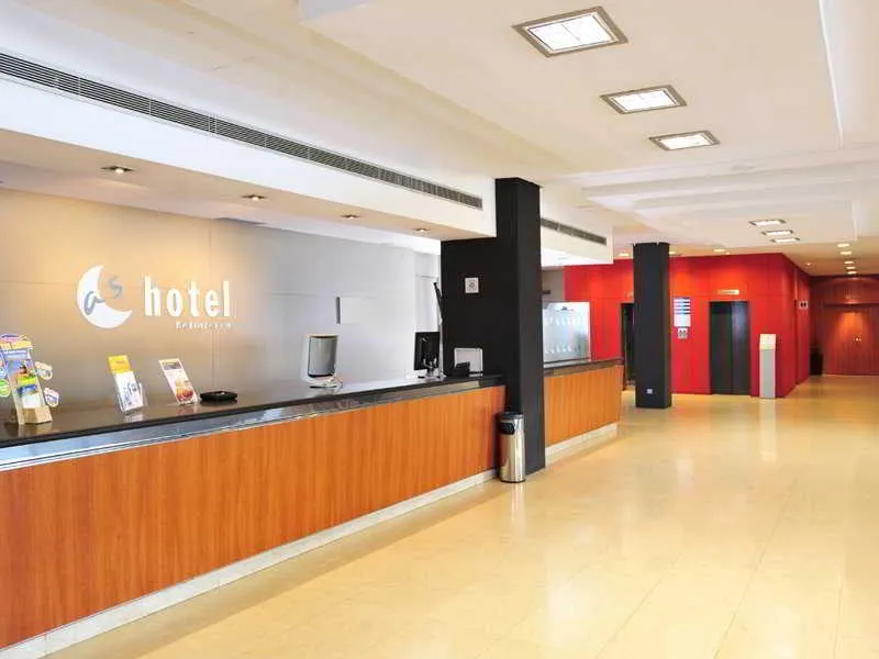 Lobby, AS Bellaterra, Barcelona