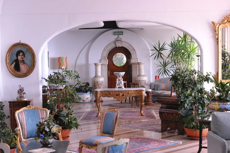 Lobby, Le Agavi hotel, Naples