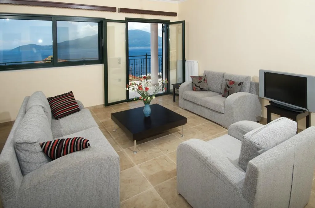 APARTMENT FOUR BEDROOMS Room, Fotini Apartments, Kefallinia