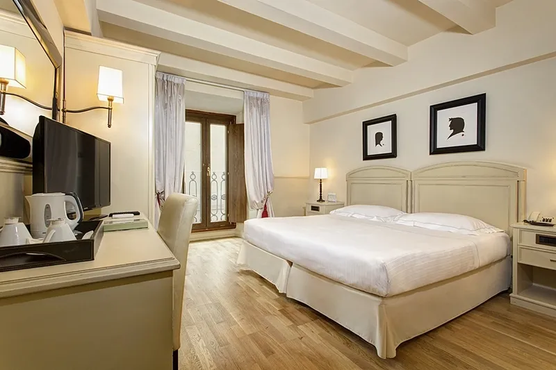 Room, Grand Hotel Cavour, Florence