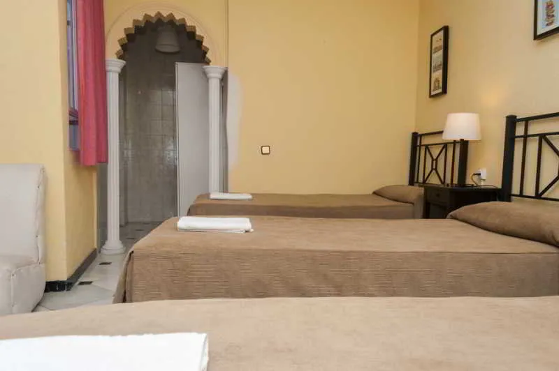 Room, Pension Perez Montilla, Seville