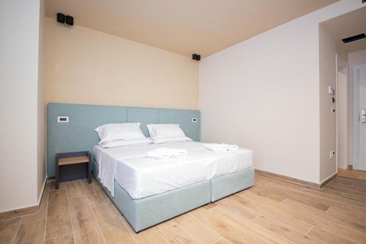 Alion Hotel 21, Durres