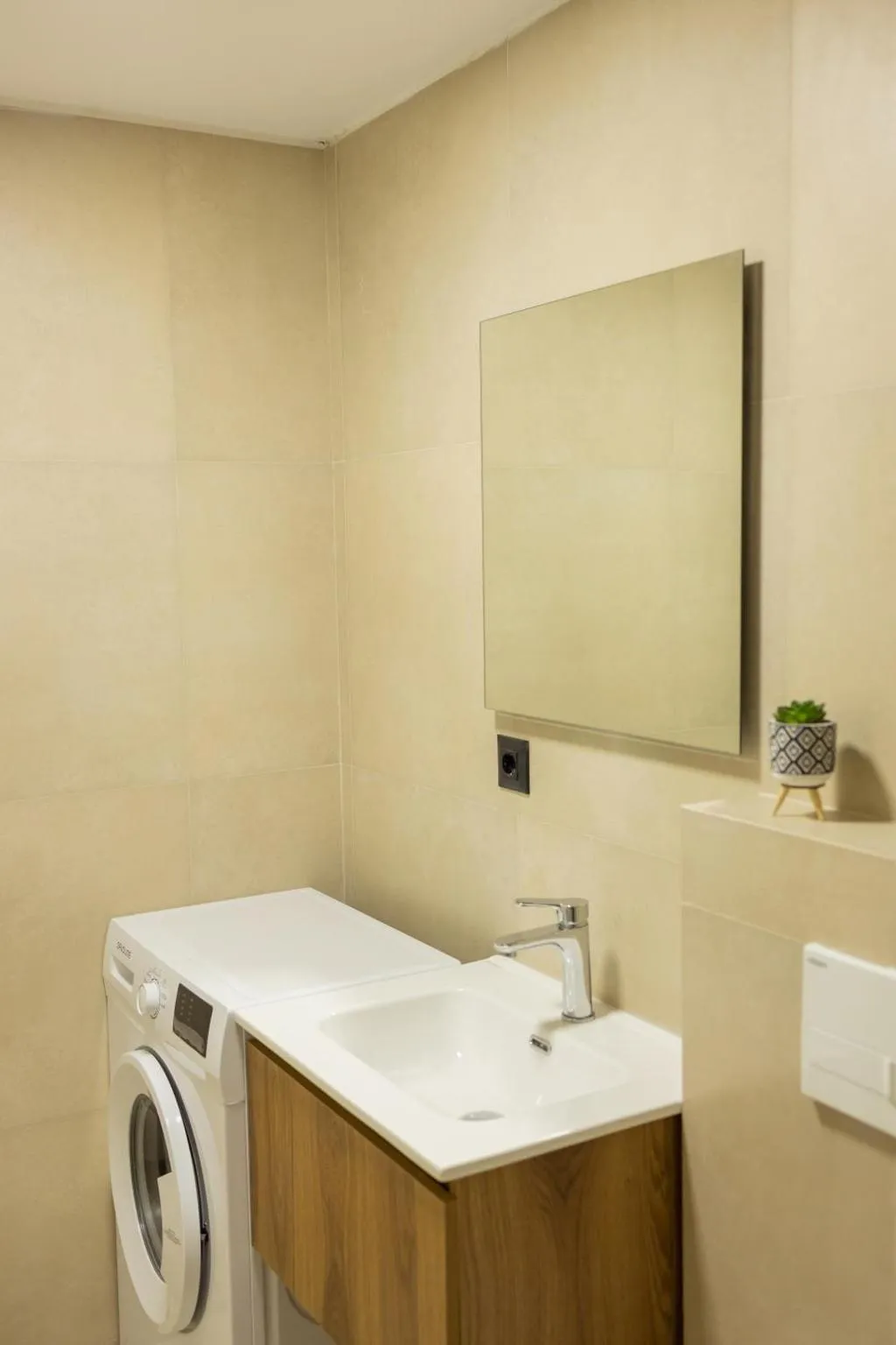 APARTMENT DELUXE Room, Sanimar By Mono Alex, Thessaloniki