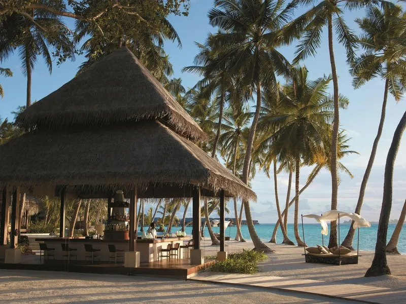 Bar, Shangri-La Villingili Resort, Gan Island