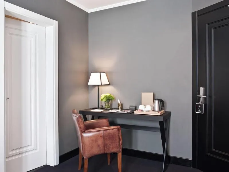 JUNIOR SUITE STANDARD Room, The Principal Madrid, Madrid